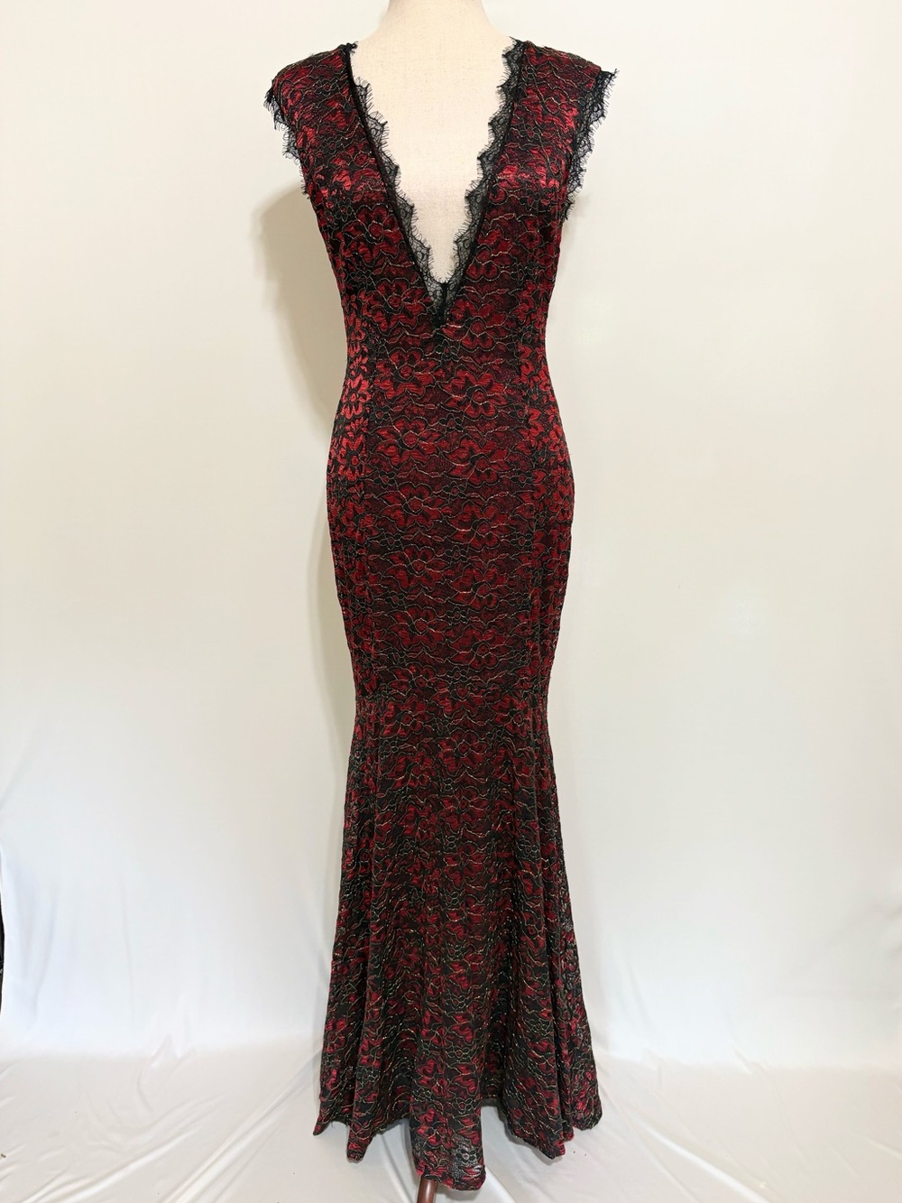 Vintage 90s Y2K Cameo USA Red Lace Mermaid Evening Dress Size M Made in USA